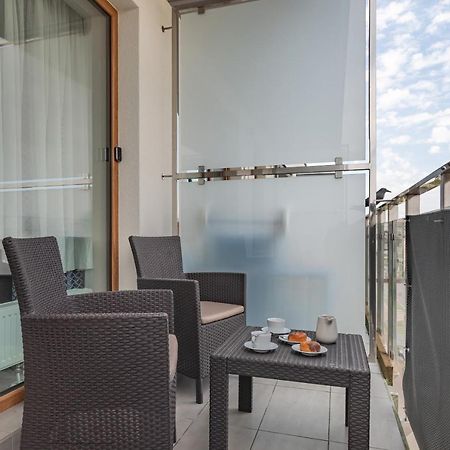 Apartamenty Osiedle Bursztynowe III By Noclegi Renters Kolberg Exterior foto